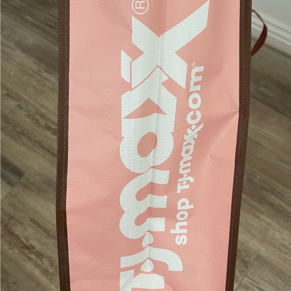 T.J.Maxx Pink Game Day ๐๐ Tote Bag NWOT - Picture 2 of 2